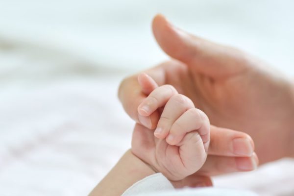 Consejos prácticos para familiares y amigos de una mamá primeriza