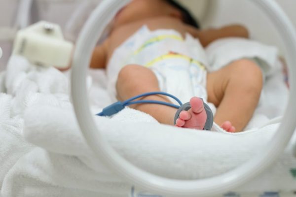Niño prematuro y ‘socks for life’