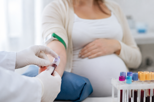 Test prenatal no Invasivo: qué es, cuándo se recomienda y qué información aporta